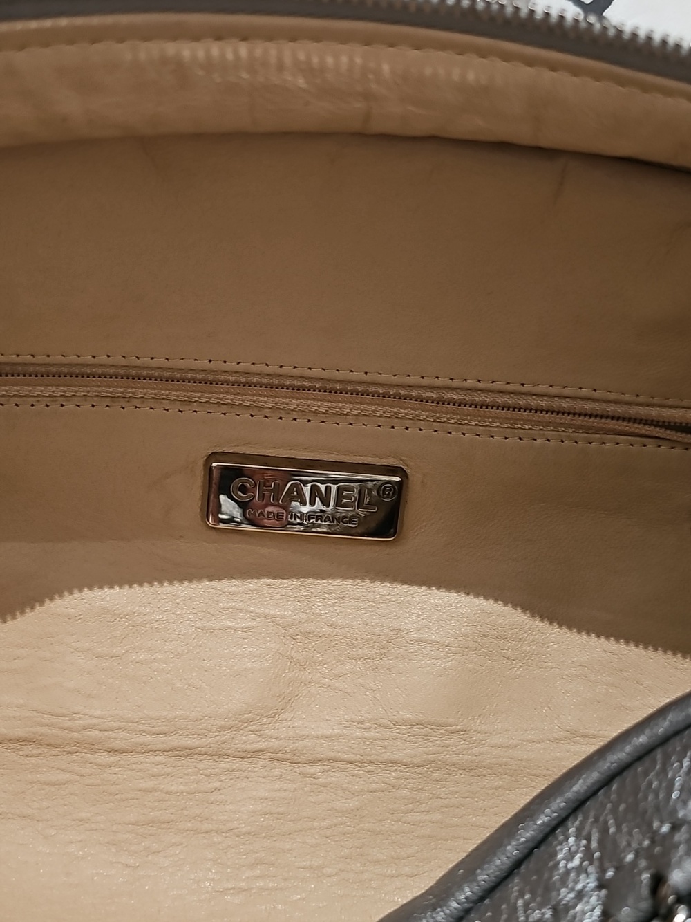CHANEL Silver Bowling Bag Leather Chain-Handle Shoulder Bag - Picture 12 of 16